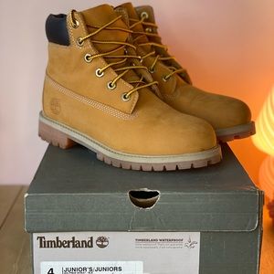 🚨 SOLD 🚨 Size 4Y - Timberland Boots Premium Wheat Nubuck Youth Junior Women